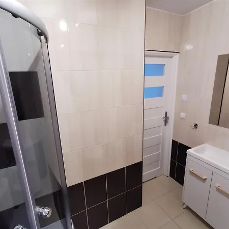 Br Apartment *